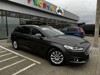 Ford Mondeo foto 2