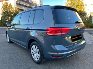 Volkswagen Touran foto 6