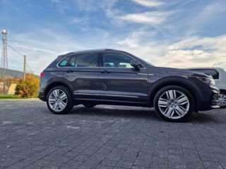 Volkswagen Tiguan foto 2