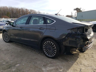 Ford Fusion foto 2