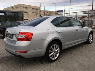 Skoda Octavia foto 3