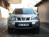 Nissan X-Trail foto 2