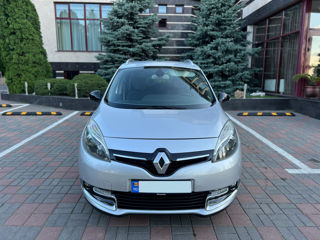 Renault Grand Scenic foto 2