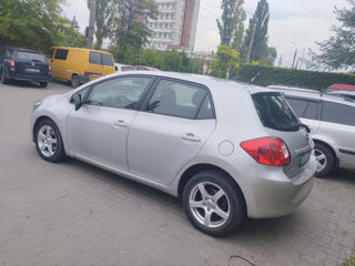 Toyota Auris foto 2