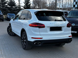 Porsche Cayenne foto 4