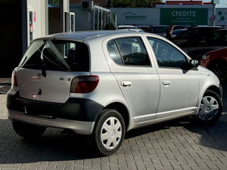 Toyota Yaris foto 5