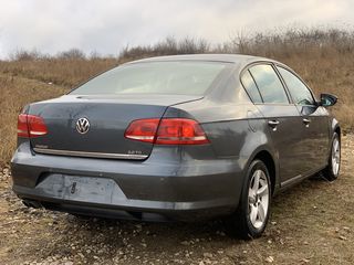 VW Passat B7 Dezmembrez 1.6-2.0TDI Piese auto/Запчасти foto 3