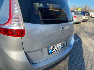 Renault Grand Scenic foto 7