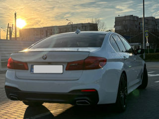 BMW 5 Series foto 4