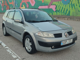 Renault Megane foto 2