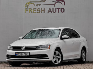 Volkswagen Jetta foto 2