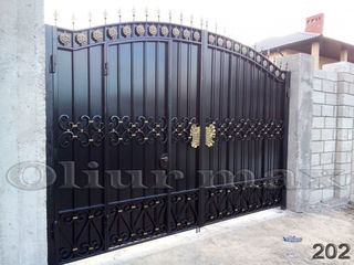 Козырьки, ворота, заборы,  решётки, металлические двери  и другие  изделия из металла. foto 11