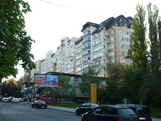 Vinzare. Apartament cu doua odai - 85mp. Etajul 5 din 10, reparatie noua. foto 1