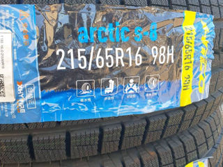 Anvelope de iarnă Hilo Arctic S8 215/65 R16 98H (2024) foto 2