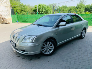 Toyota Avensis foto 3