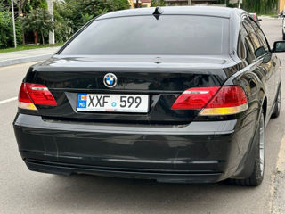 BMW 7 Series foto 2