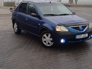 Dacia Logan foto 2