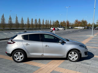 Renault Megane foto 2