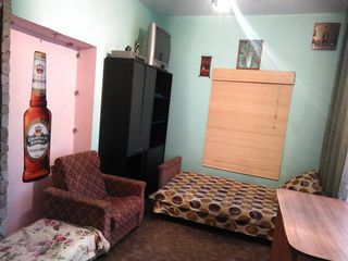 Apartamentul este mobilat si dotat cu tehnica, internet, WI-FI, telefon, TV cablu.  Urgent   urgent foto 7