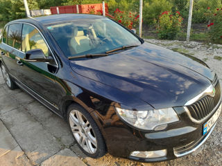 Skoda Superb foto 4