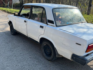 Lada / ВАЗ 2107 foto 2