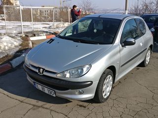 Peugeot 206 foto 2