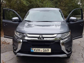 Mitsubishi Outlander foto 2