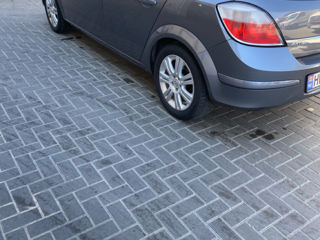 Opel Astra foto 8