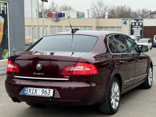 Skoda Superb foto 5