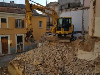 Servicii Bobcat Excavator Basculante 2022 foto 3