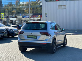 Volkswagen Tiguan foto 4