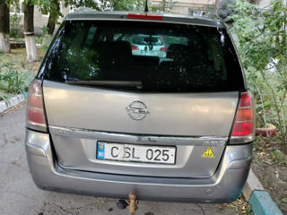 Opel Zafira foto 6