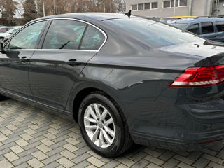 Volkswagen Passat foto 6