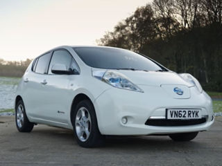 Установка доп батареи в багажник Nissan Leaf