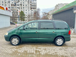 Volkswagen Sharan foto 4