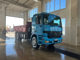 Mercedes Actros