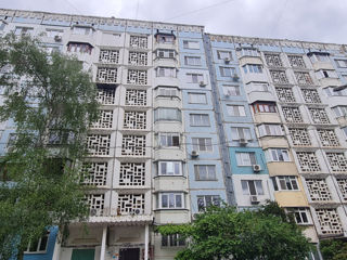 3-х комнатная квартира, 78 м², Ботаника, Кишинёв фото 1
