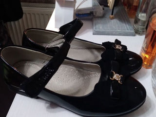 Pantofi fetite marimea 33/34. Туфли для девочек. foto 2