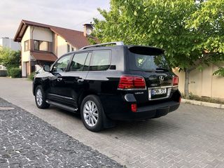 Lexus LX Series foto 3