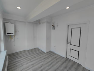 Apartament cu 2 camere, 68 m², Botanica, Chișinău foto 5