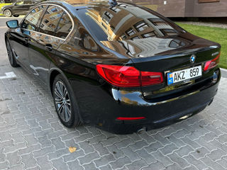 BMW 5 Series foto 10