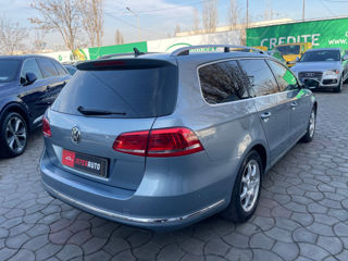 Volkswagen Passat foto 4