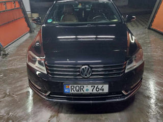 Volkswagen Passat foto 1