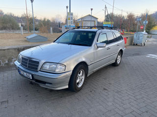 Mercedes C-Class