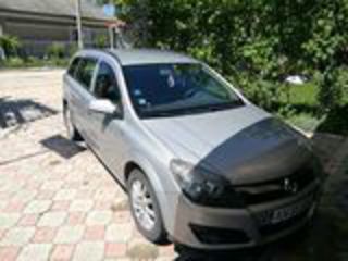 Opel Astra foto 1