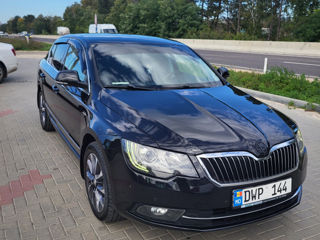 Skoda Superb foto 3