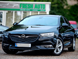 Opel Insignia foto 2