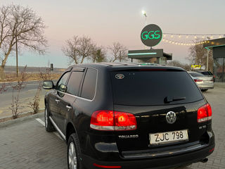 Volkswagen Touareg foto 5