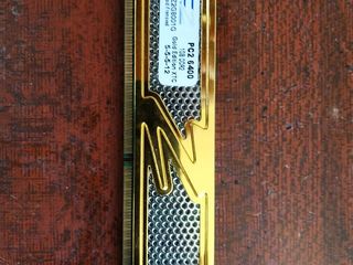 Оперативная память DDR2 1Gb OCZ Gold Edition, идеальное состояние! foto 1