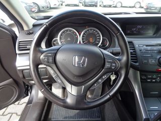 Honda Accord foto 2